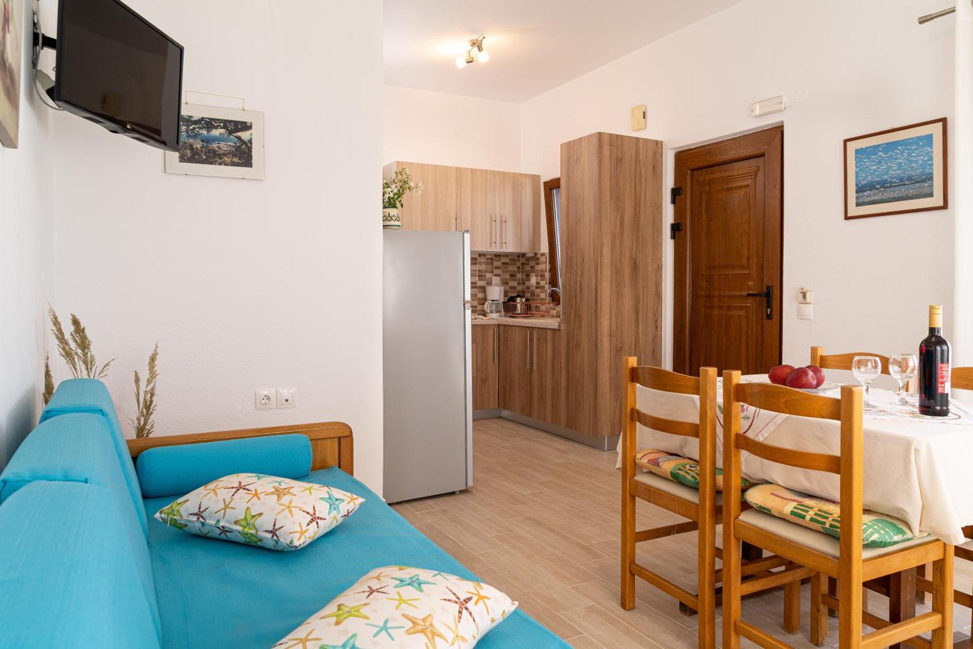 Akrotiri Apartments มากรีเยียลอส ภายนอก รูปภาพ