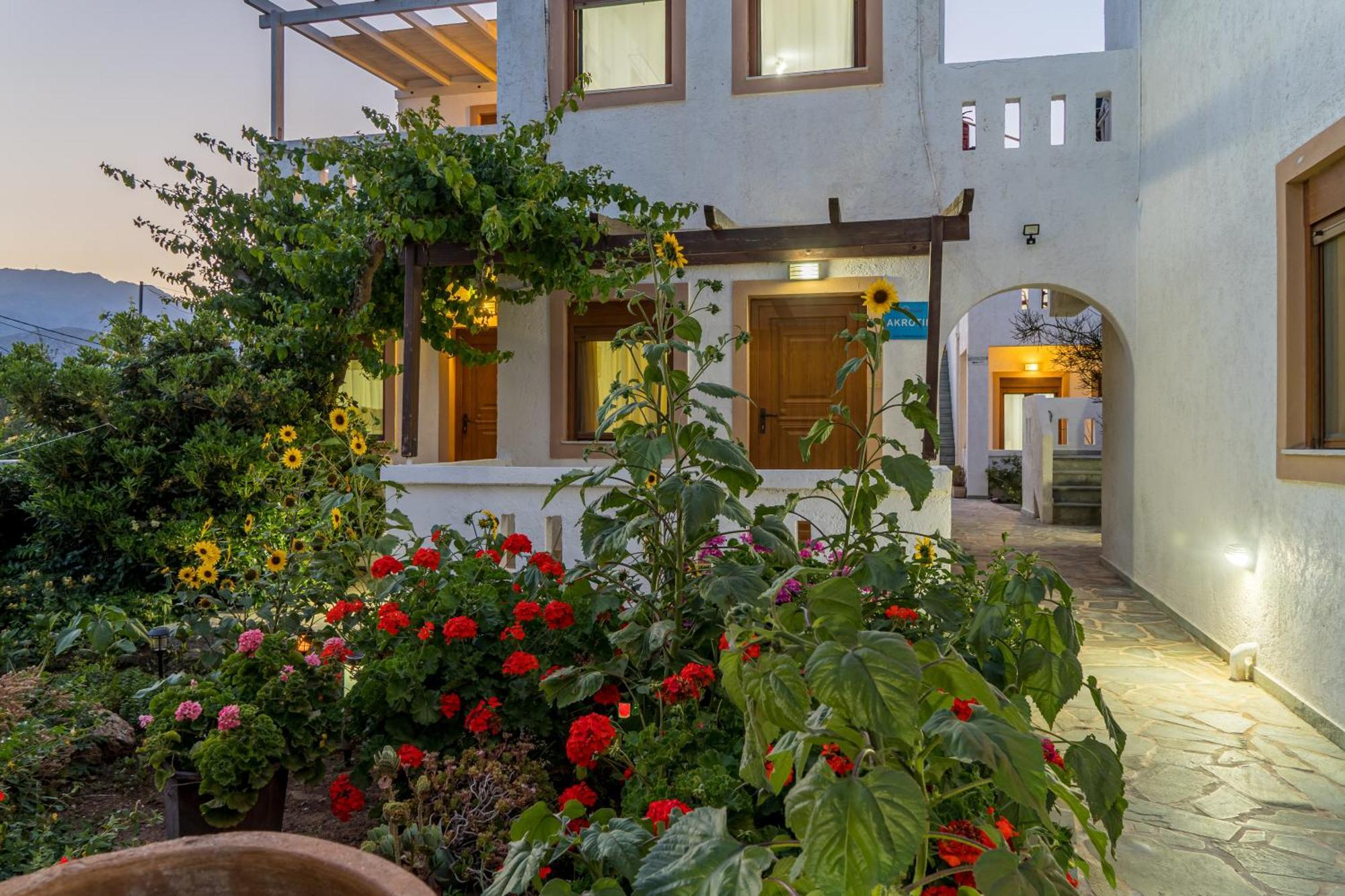 Akrotiri Apartments มากรีเยียลอส ภายนอก รูปภาพ