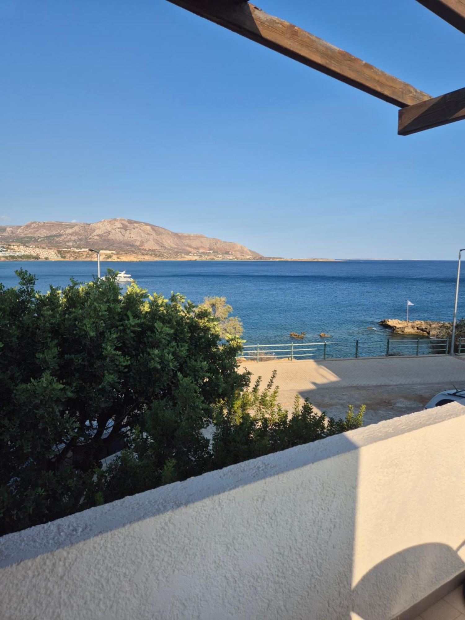 Akrotiri Apartments มากรีเยียลอส ภายนอก รูปภาพ