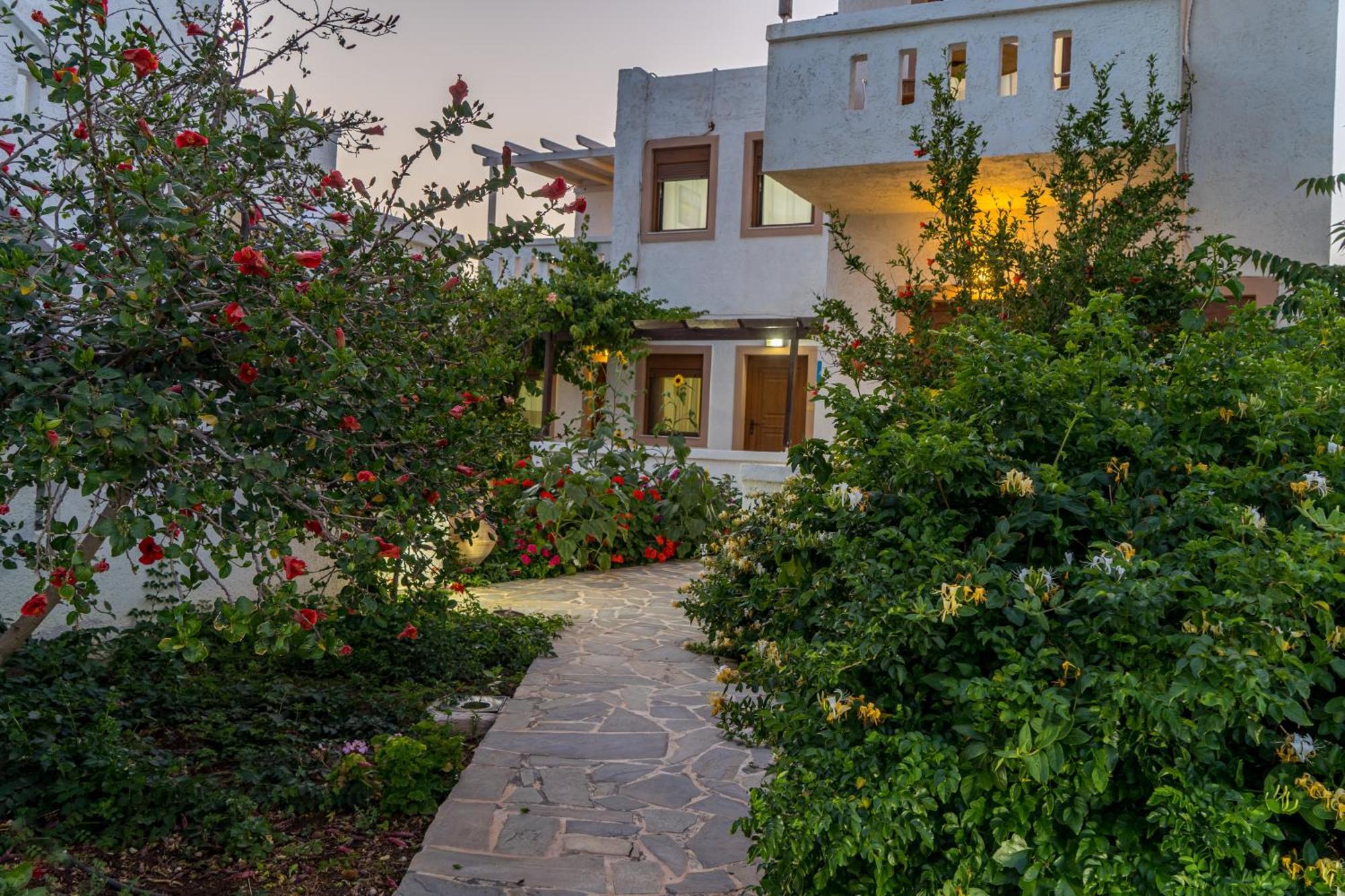 Akrotiri Apartments มากรีเยียลอส ภายนอก รูปภาพ